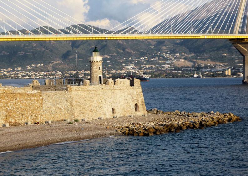 Φάρος Αντίριο